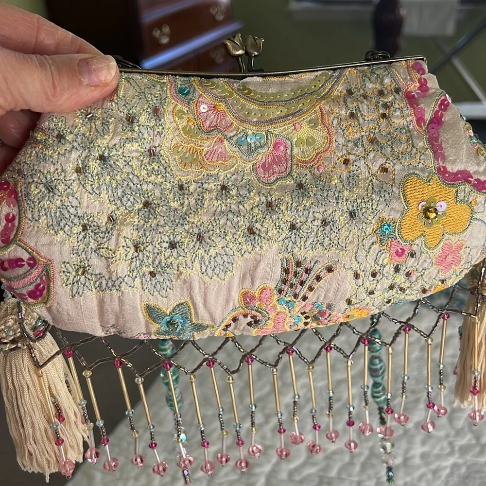 Vintage Mary Frances Designer Hand Stitched Purse. One of a kind. Never used. - Picture 2 of 11